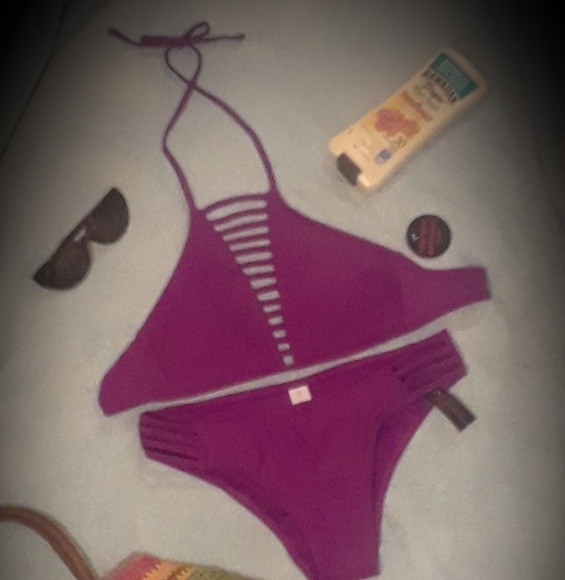 NWT Magenta Bog Bikini - Picture 2 of 7
